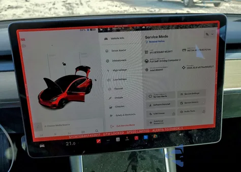 2019 Tesla Model 3 z USA, uszkodzony, nr VIN 5YJ3E1EB4KF452617